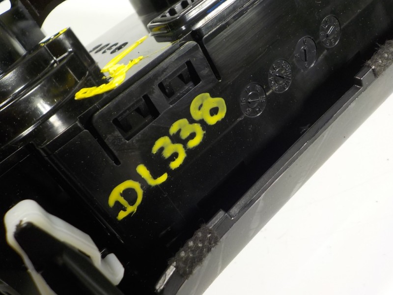 Recambio de mando calefaccion / aire acondicionado para hyundai i20 1.2 16v cat referencia OEM IAM 97250C8011SDH 97250C8110 