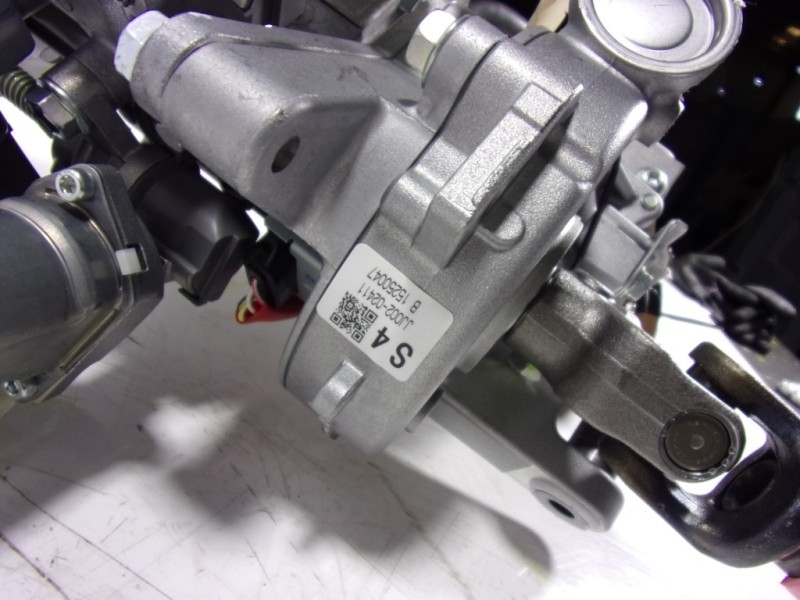 Recambio de columna direccion para lexus nx 300h 2wd referencia OEM IAM 4520A78060 JJ00202411 