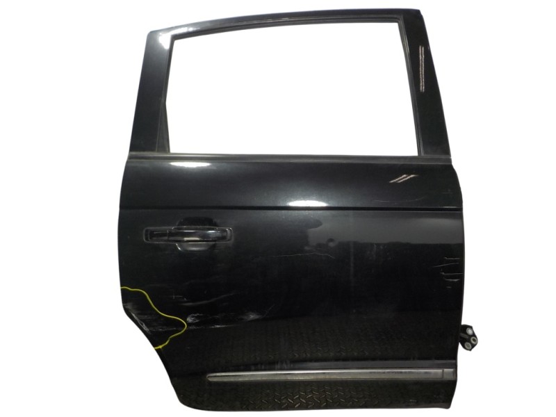 Recambio de puerta trasera derecha para ssangyong rodius 2.7 turbodiesel cat referencia OEM IAM   
