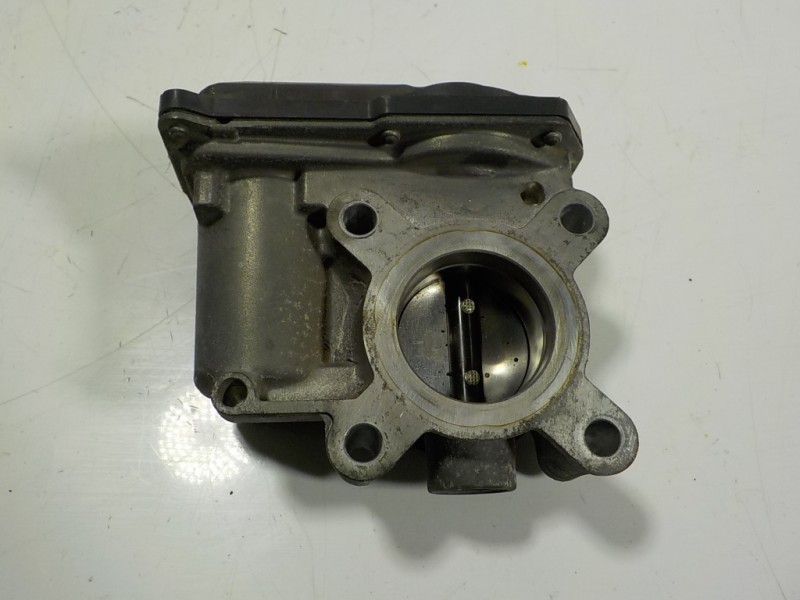 Recambio de caja mariposa para renault kadjar 1.2 tce energy referencia OEM IAM 161206038R 161206038R 