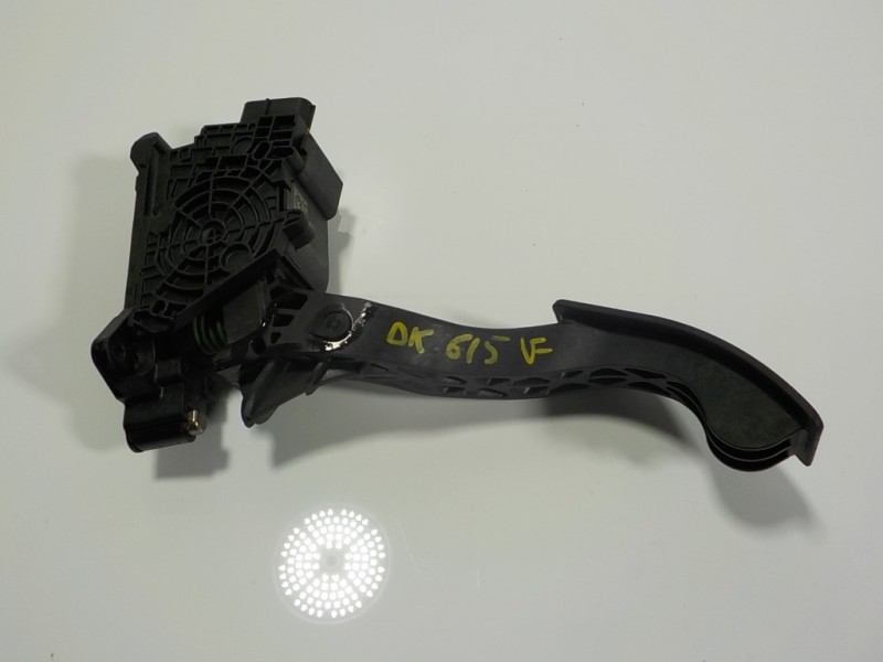 Recambio de potenciometro pedal para volkswagen t-cross 1.0 tsi referencia OEM IAM 2Q1723503 2Q1723503 