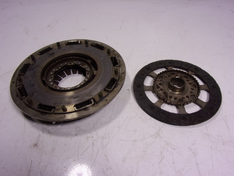 Recambio de kit embrague para bmw serie m6 coupe (e63) basis referencia OEM IAM 21212283089 181864000026 