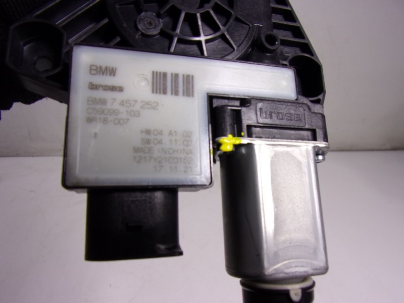 Recambio de motor elevalunas trasero derecho para bmw ix3 referencia OEM IAM 51357455084 7457252 