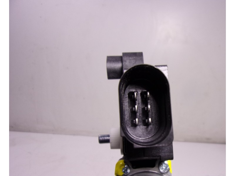 Recambio de motor elevalunas trasero derecho para bmw ix3 referencia OEM IAM 51357455084 7457252 