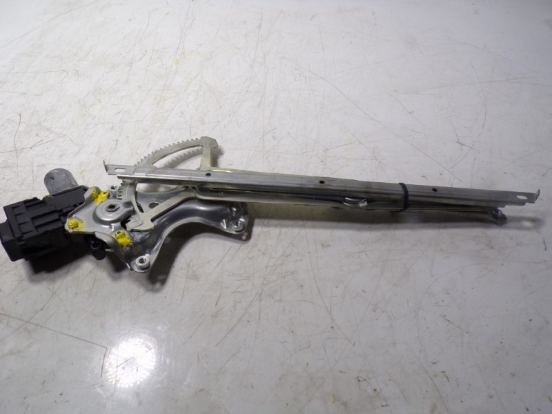 Recambio de elevalunas delantero izquierdo para lexus nx 300h 2wd referencia OEM IAM 6980278010 8572078011 0620204992