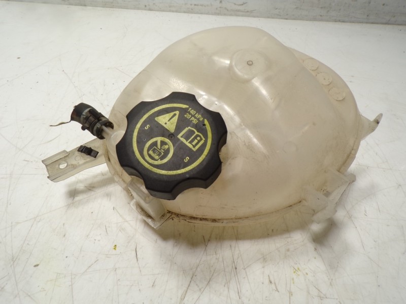 Recambio de deposito expansion para opel astra k lim. 5türig 1.6 cdti dpf referencia OEM IAM 13459964  