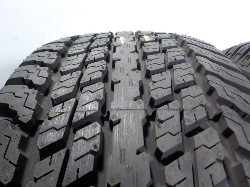 Recambio de neumatico para toyota land cruiser (j15) referencia OEM IAM   