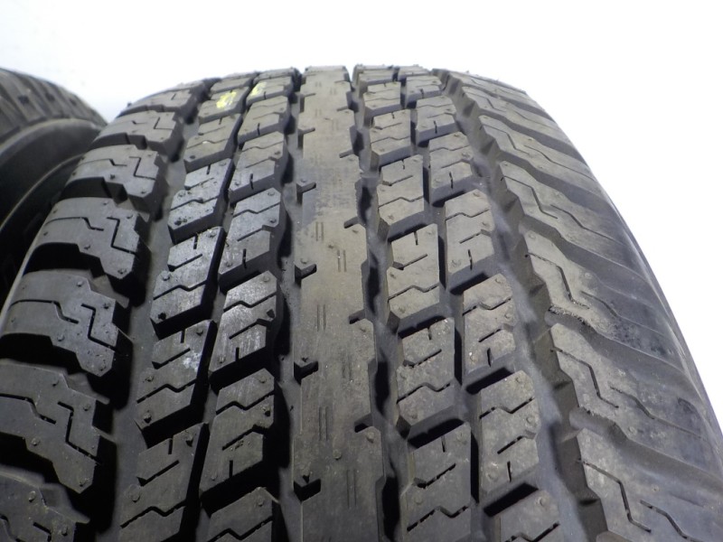 Recambio de neumatico para toyota land cruiser (j15) referencia OEM IAM   