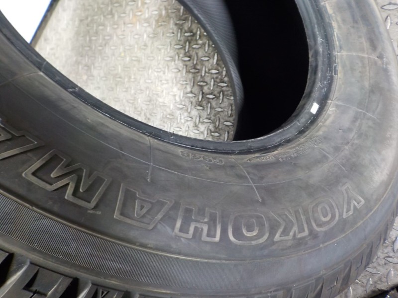 Recambio de neumatico para toyota land cruiser (j15) referencia OEM IAM   