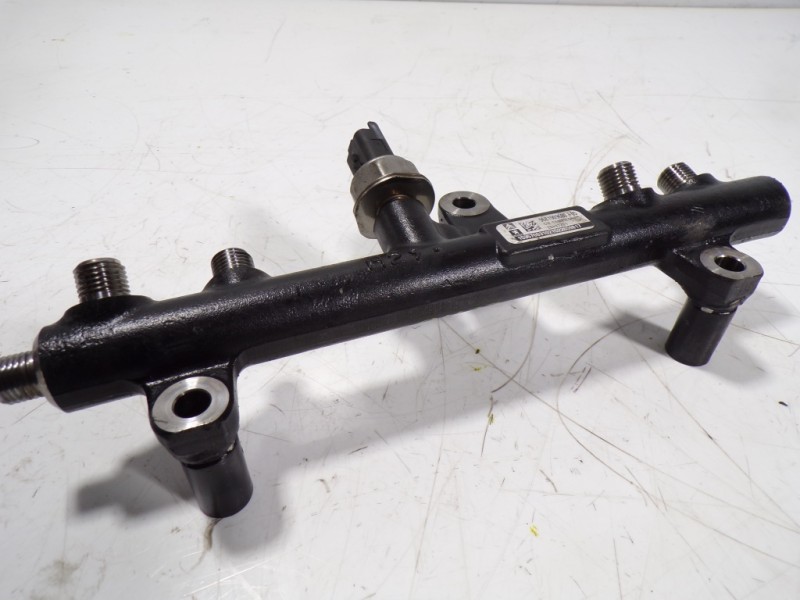 Recambio de rampa inyectora para citroën c5 berlina millenium referencia OEM IAM  968190968005 RH02 