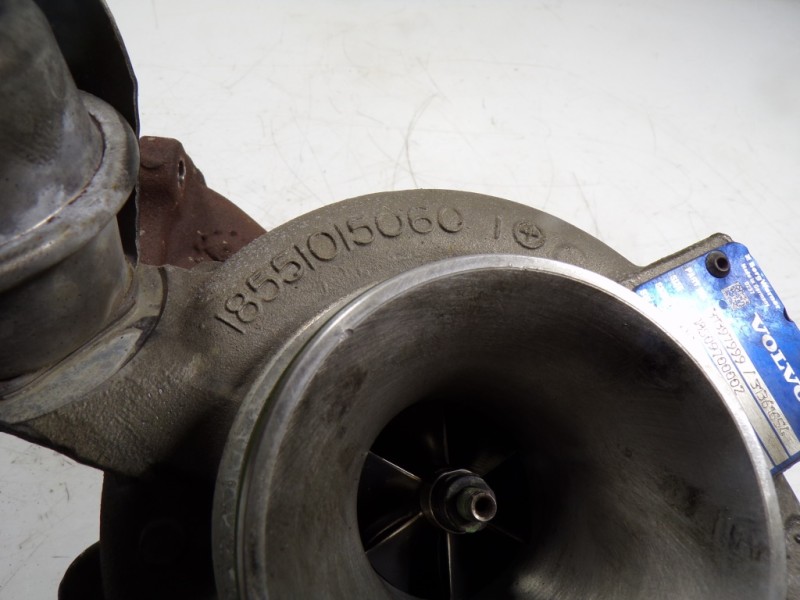 Recambio de turbocompresor para volvo xc60 momentum 2wd referencia OEM IAM  31397999 