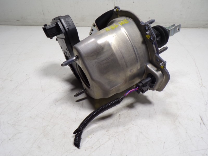 Recambio de servofreno para toyota yaris cross 1.5 vvti 16 v 55 kw referencia OEM IAM 472100D010 97356684 