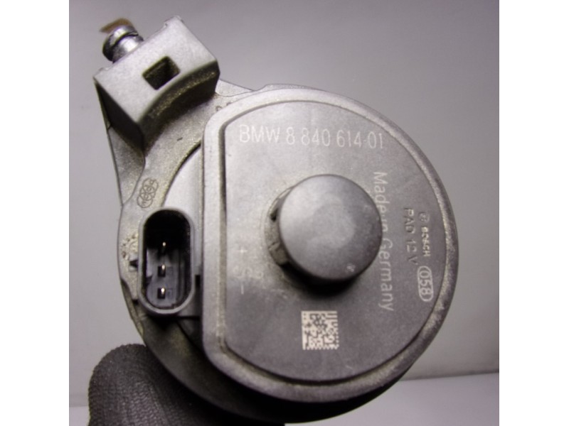 Recambio de bomba agua para bmw ix3 referencia OEM IAM 64218840614 884061401 