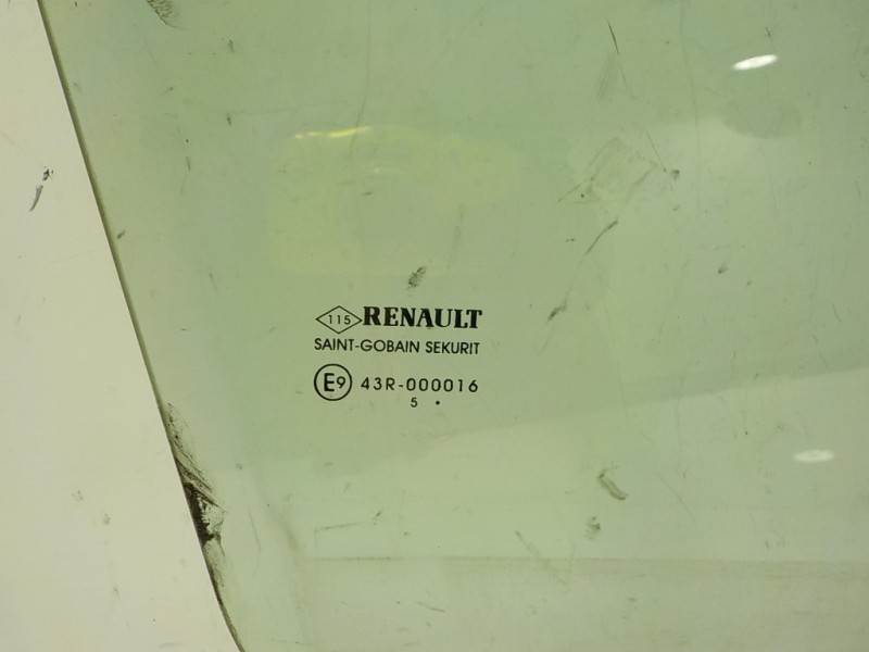 Recambio de cristal puerta delantero derecho para renault kadjar 1.2 tce energy referencia OEM IAM 803006918R  