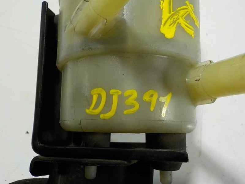 Recambio de deposito servo para kia sorento () emotion 4x4 referencia OEM IAM 571502P000  