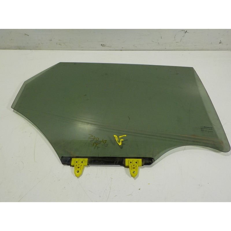 Recambio de cristal puerta trasero derecho para renault kadjar 1.2 tce energy referencia OEM IAM 823008201R  