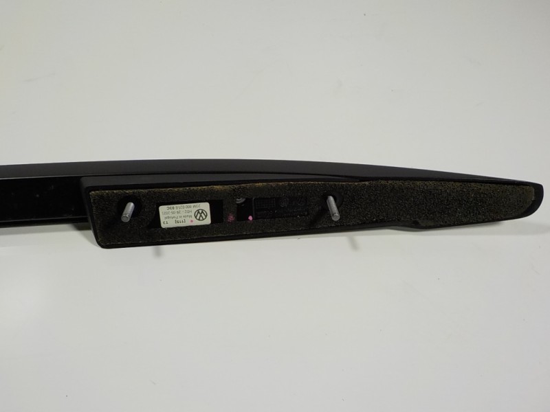 Recambio de portaequipajes para volkswagen t-cross 1.0 tsi referencia OEM IAM 2GM860025B03C 2GM860025B 