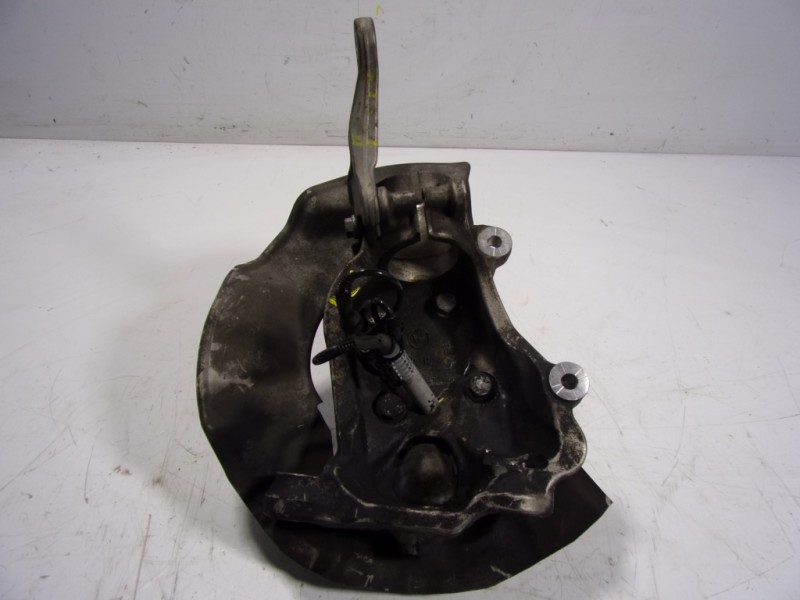 Recambio de mangueta delantera derecha para bmw serie m6 coupe (e63) basis referencia OEM IAM 31212282890  31222282670