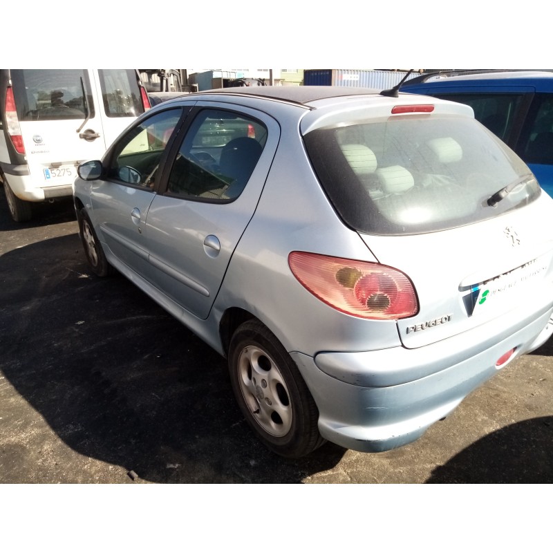 peugeot 206 berlina del año 2004