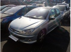 peugeot 206 berlina del año 2004