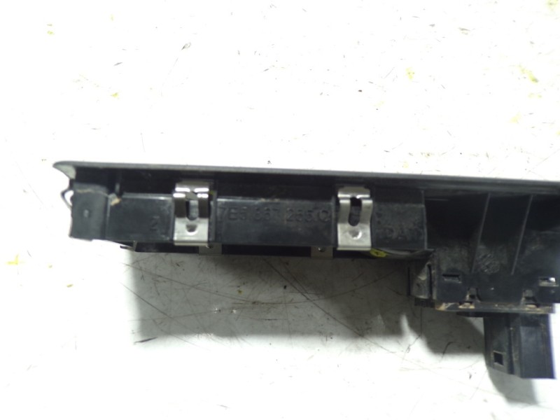 Recambio de mando elevalunas delantero derecho para volkswagen t6 transporter furgón referencia OEM IAM 7L6959855BREH 7E5867255C