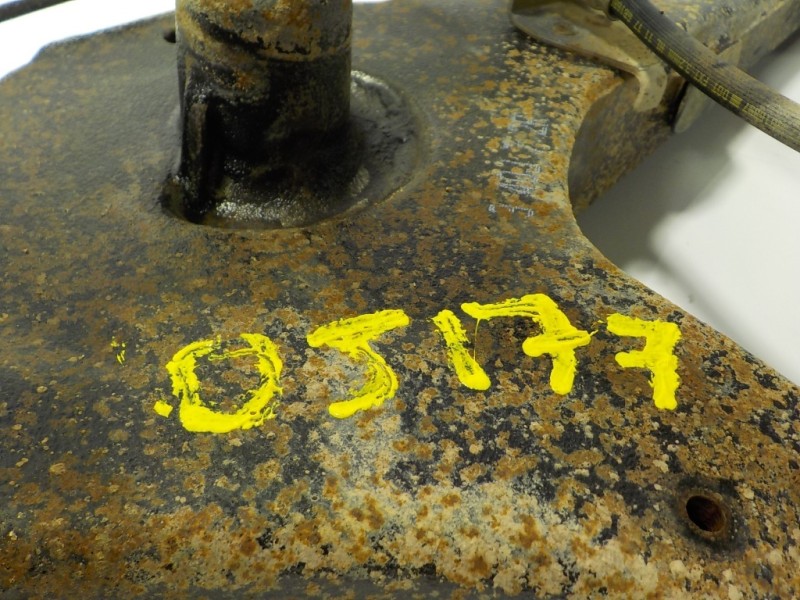 Recambio de mangueta trasera derecha para volkswagen t6 transporter furgón referencia OEM IAM 7E0501072  