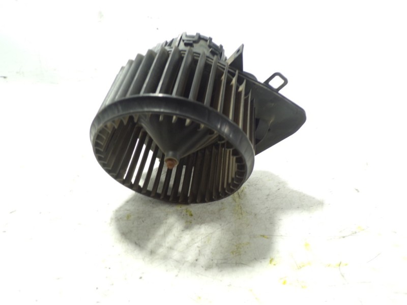 Recambio de motor calefaccion para volkswagen t6 transporter furgón referencia OEM IAM 7E1820021B 7E1820021B 0130115671