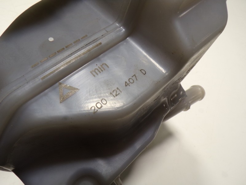 Recambio de deposito expansion para audi a1 sportback (gba) 1.0 tfsi referencia OEM IAM 2Q0121407D 2Q0121407D 