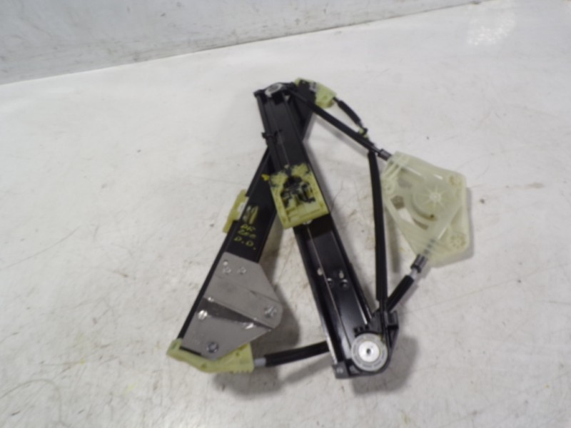 Recambio de elevalunas delantero derecho para audi a1 sportback (gba) 1.0 tfsi referencia OEM IAM 82G837462 82G837462 