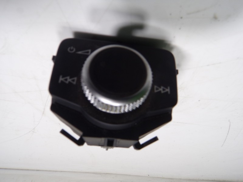 Recambio de modulo electronico para audi a1 sportback (gba) 1.0 tfsi referencia OEM IAM 82A919616A 82B919600 