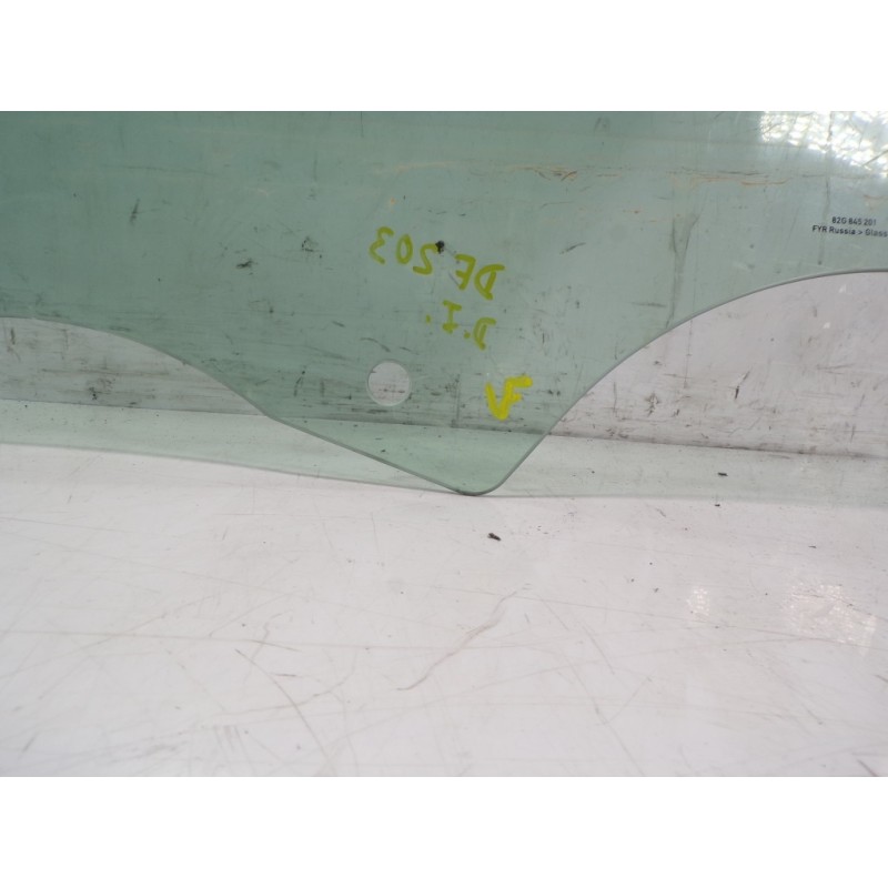 Recambio de cristal puerta delantero izquierdo para audi a1 sportback (gba) 1.0 tfsi referencia OEM IAM 82G845201  