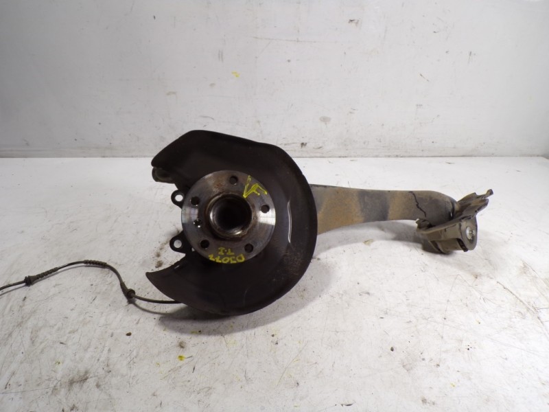 Recambio de mangueta trasera izquierda para mini mini (f56) 1.5 12v turbodiesel referencia OEM IAM 33326851575  