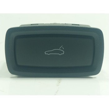 PULSADOR MALETERO / PORTON 971959832B6N3 971959832B 