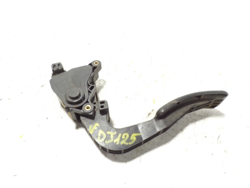 Recambio de potenciometro pedal para dacia dokker 1.5 dci diesel fap cat referencia OEM IAM 180108712R 180108712R 
