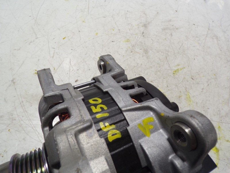 Recambio de alternador para audi a1 sportback (gba) 1.0 tfsi referencia OEM IAM 04E903015A 04E903015A 