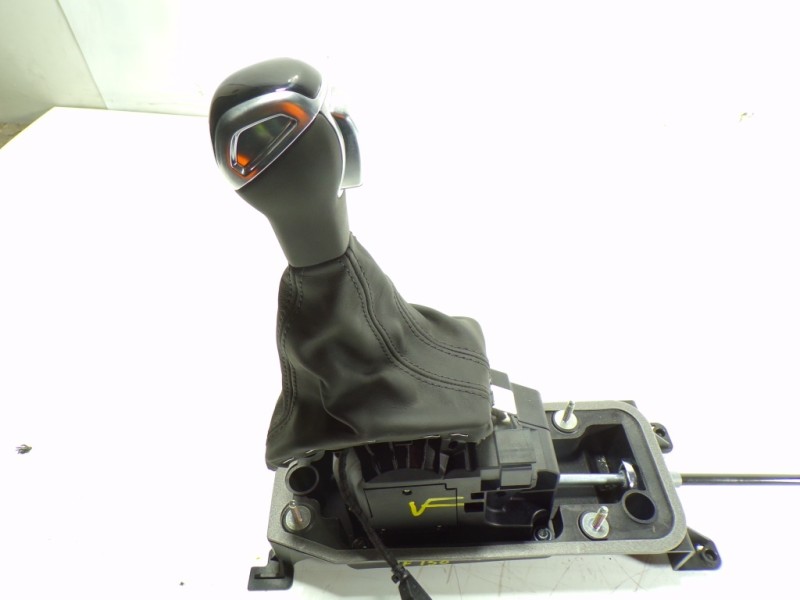 Recambio de palanca cambio para audi a1 sportback (gba) 1.0 tfsi referencia OEM IAM 2Q2713023AQ 2Q2713023AQ 