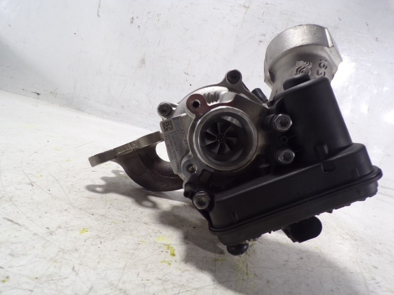 Recambio de turbocompresor para audi a1 sportback (gba) 1.0 tfsi referencia OEM IAM 04C145703 04C145703 