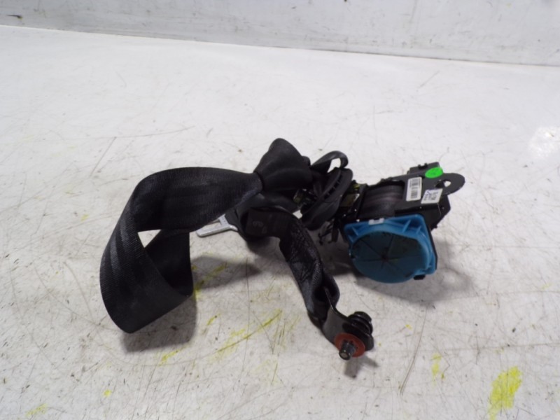 Recambio de cinturon seguridad trasero derecho para hyundai i10 1.2 cat referencia OEM IAM 89820B9000PYN 89820B9000PYN 170304A00