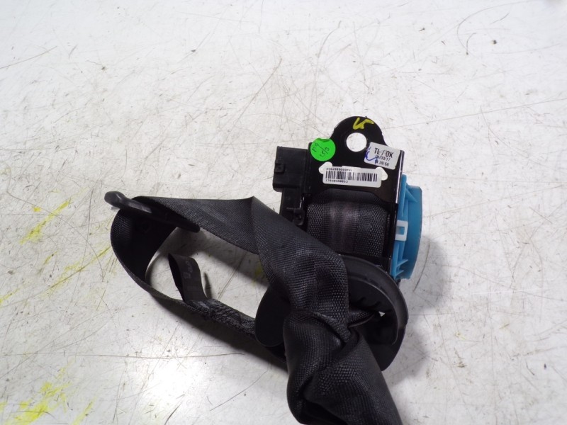 Recambio de cinturon seguridad trasero derecho para hyundai i10 1.2 cat referencia OEM IAM 89820B9000PYN 89820B9000PYN 170304A00