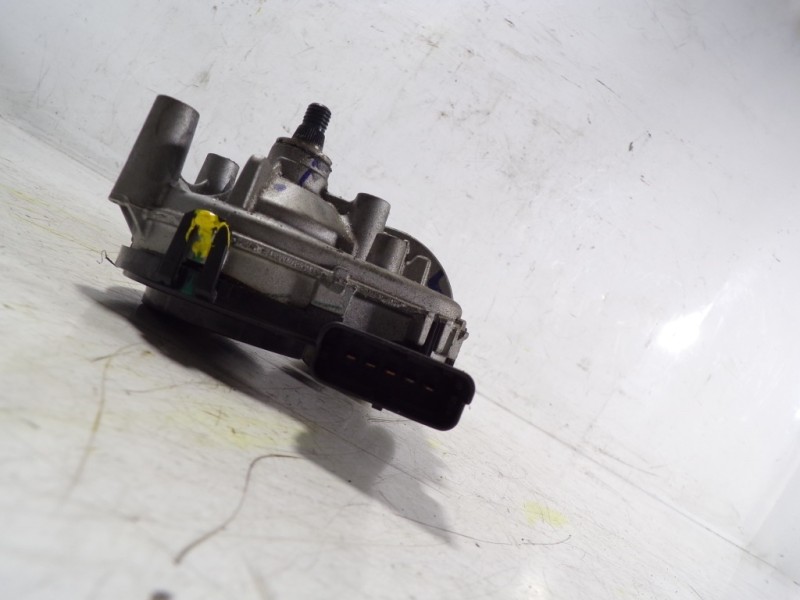 Recambio de motor limpia delantero para hyundai i10 1.2 cat referencia OEM IAM 98110B4000  