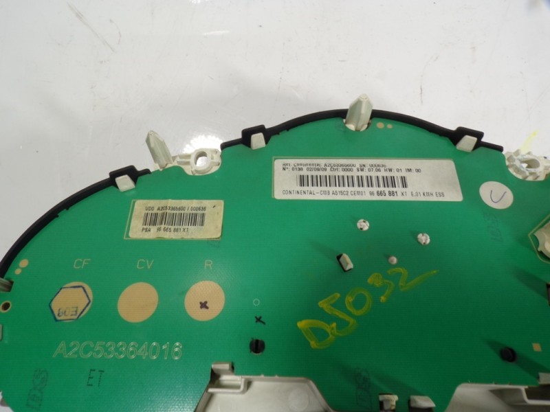 Recambio de cuadro instrumentos para citroën c3 1.4 16v referencia OEM IAM 6103GG 96665881XT A2C53365600