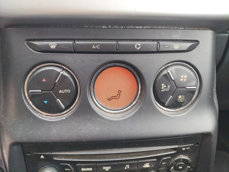 Recambio de mando climatizador para citroën c3 1.4 16v referencia OEM IAM 6452R2 96831720XT N5680001
