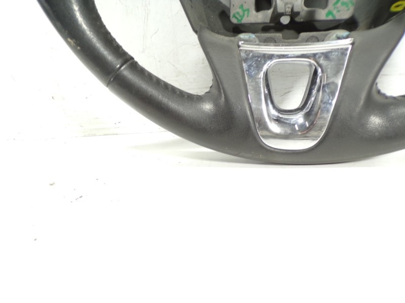 Recambio de volante para renault megane iii berlina 5 p 1.5 dci diesel fap referencia OEM IAM 484003397R  