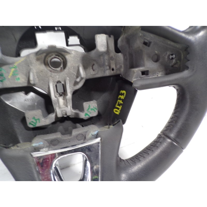 Recambio de volante para renault megane iii berlina 5 p 1.5 dci diesel fap referencia OEM IAM 484003397R  