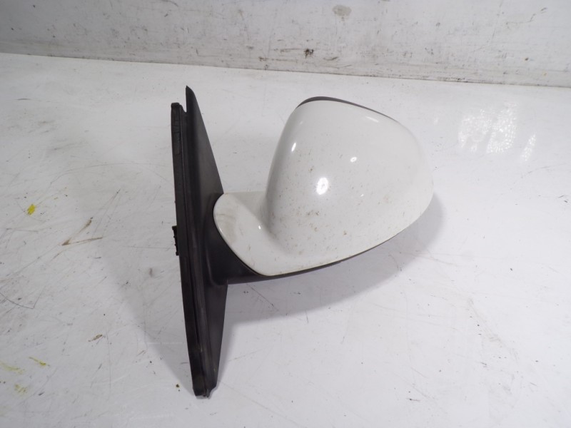 Recambio de espejo izquierdo para opel insignia berlina 2.0 16v cdti referencia OEM IAM 13268736 13269563 