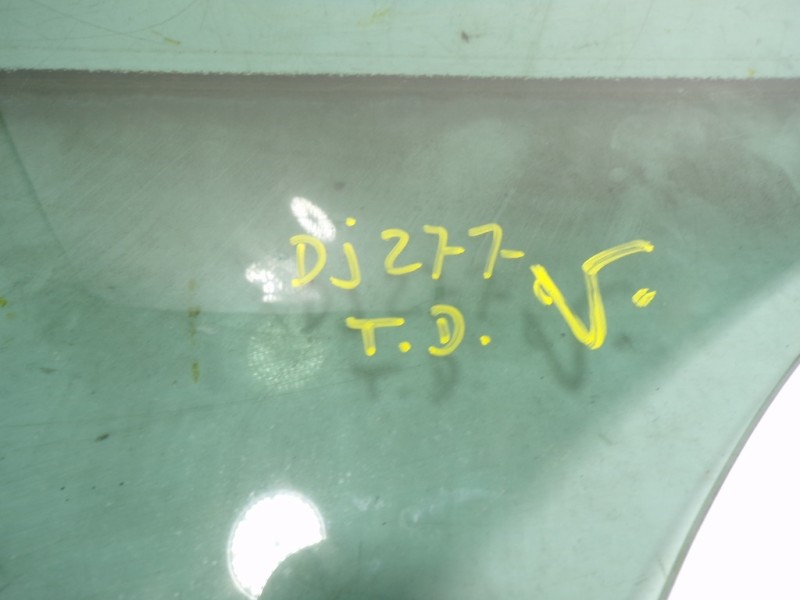 Recambio de cristal puerta trasero derecho para mini countryman (r60) one d referencia OEM IAM 51359801616  