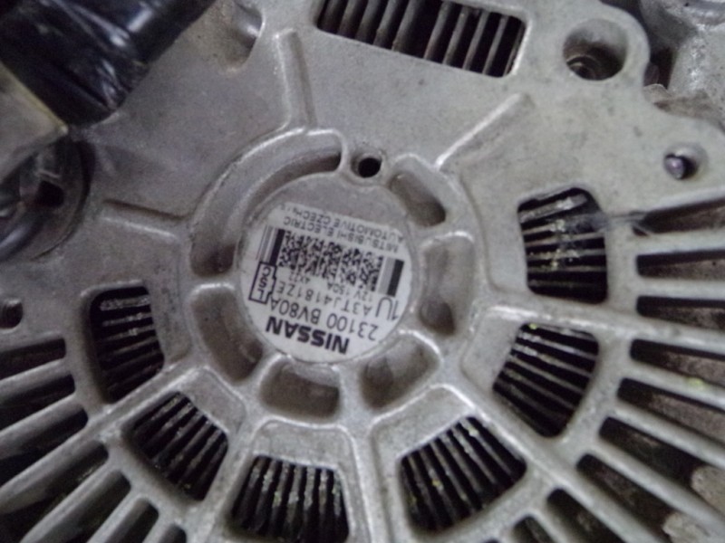 Recambio de alternador para nissan juke (f15) acenta referencia OEM IAM 23100BV80A 23100BV80A A3TJ4181ZE