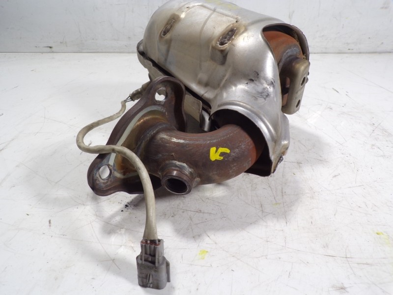 Recambio de catalizador para nissan juke (f15) acenta referencia OEM IAM 2090000Q1K  