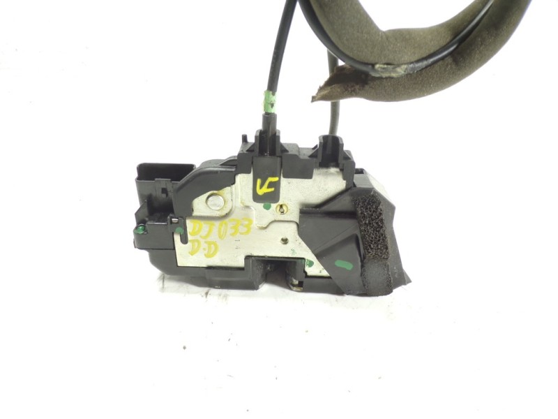 Recambio de cerradura puerta delantera derecha para nissan juke (f15) acenta referencia OEM IAM 80500BA60B  