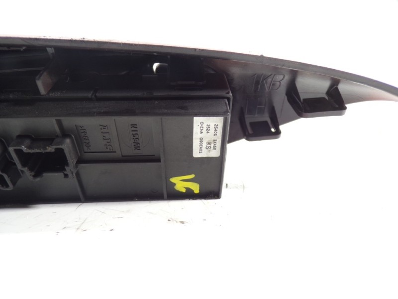Recambio de mando elevalunas delantero izquierdo para nissan juke (f15) acenta referencia OEM IAM 254011KA5E 254011KA5E 